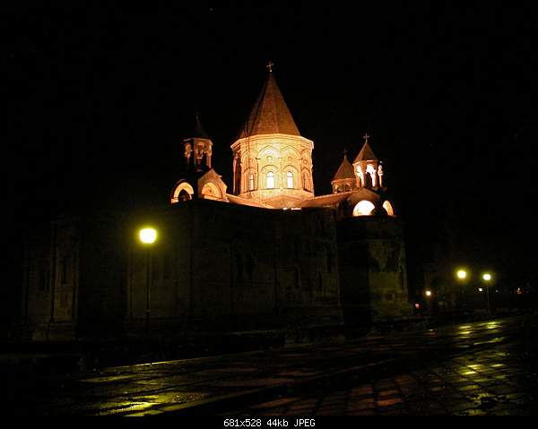 Click image for larger version. 

Name:	Etchmiadzin-1.jpg 
Views:	212 
Size:	44.4 KB 
ID:	1993