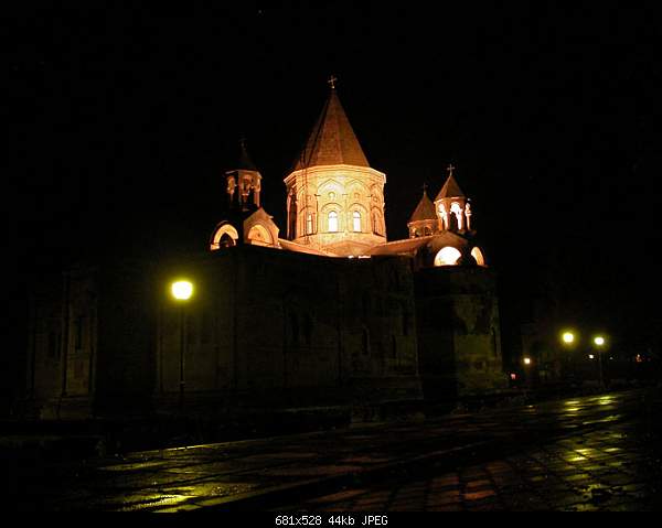 Click image for larger version. 

Name:	Etchmiadzin-1.jpg 
Views:	221 
Size:	44.4 KB 
ID:	1993