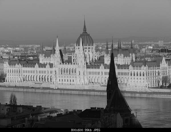 Click image for larger version. 

Name:	Wednesday February 9, 2011 — Budapest, Hungary.jpg‎ 
Views:	62 
Size:	98.6 KB 
ID:	22738