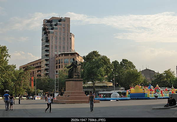 Click image for larger version. 

Name:	DSC_7992.jpg 
Views:	48 
Size:	758.8 KB 
ID:	28099